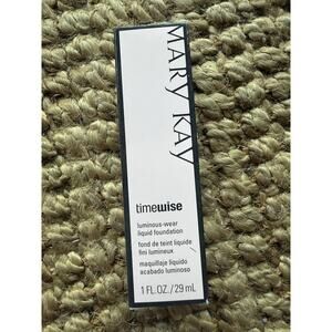 Beige 2 Mary Kay TIMEWISE LUMINOUS LIQUID FOUNDATION NEW